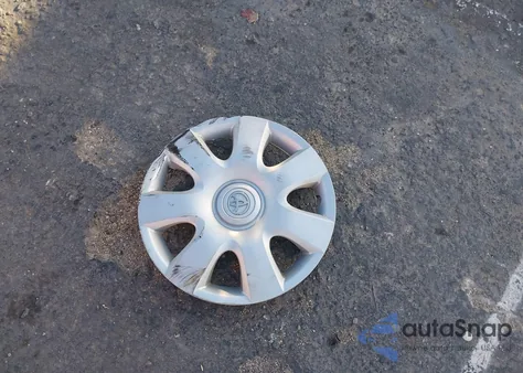 2004 Toyota Camry Le from USA, damaged, VIN 4T1BE32K24U356194